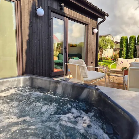 Number 4 - Boutique & Private Mini * Haapsalu